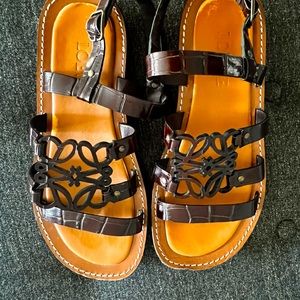 LOEWE SANDALS LEATHER CROC GENTLY WORN SIZE 38